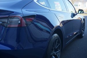 Tesla auto detailing