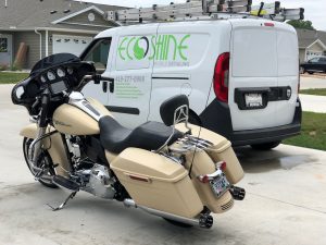 Motorcycles cleaning